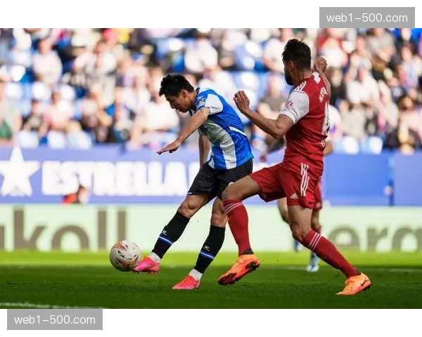 阿拉维斯客场挑战塞维利亚 保级关键战检验状态韧性